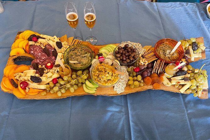 Cooking class, dinner and wine tasting near Lecce - Who will enjoy this evening most?