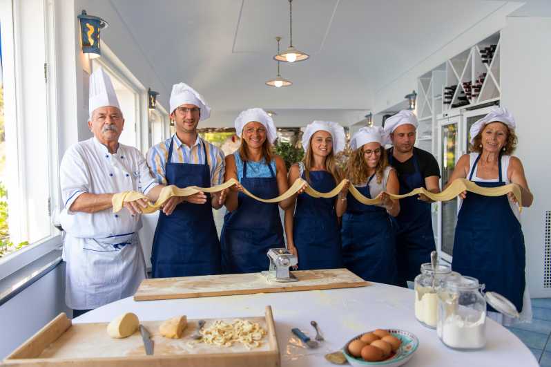 Cooking class: How to make Ravioli, Tagliatelle & Tiramisù! - Bruschetta begins the hands-on lesson