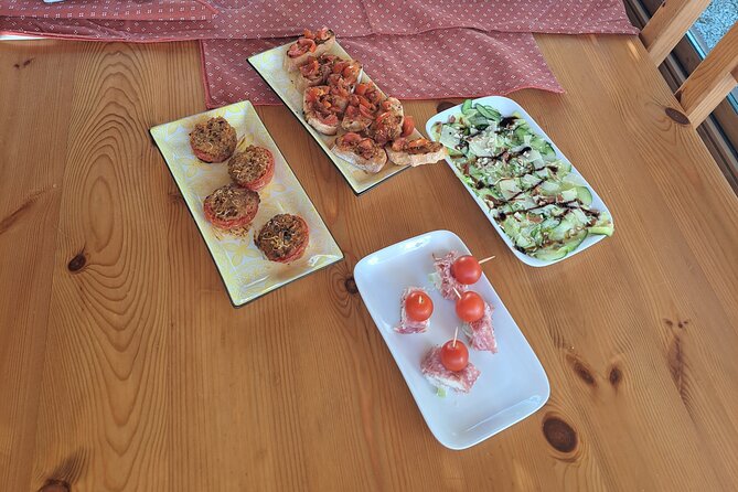 Cooking class in a garden: handmade pasta - Eating the Pasta You Made