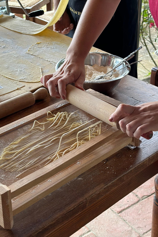 Cooking class in a private medieval village - Key points to know before booking