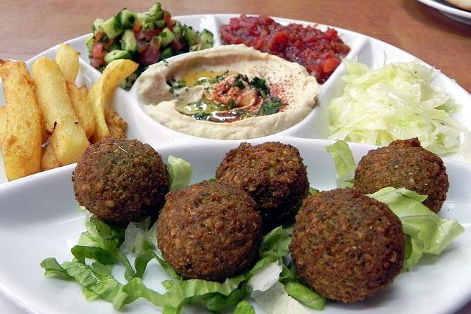 Cooking class in cairo - Preparing Egyptian dishes beside your host family
