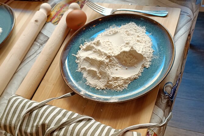 Cooking Class in Rome: Make Fettucine & Tiramisù with Chef Paolo - At a glance