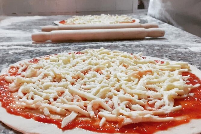 Cooking Class in the Heart of Rome: Pizza and Tiramisu Making - Choosing between Margherita, Marinara, Diavola, and anchovies