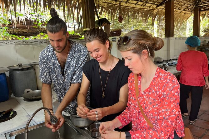 Cooking class & Vibrant Market by Scooter/Tuktuk (Half-Day) - Who will enjoy this experience most