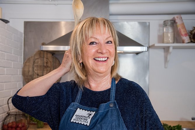 Cooking Class with Grandma. Groups & Corprative - Why the private format changes the experience