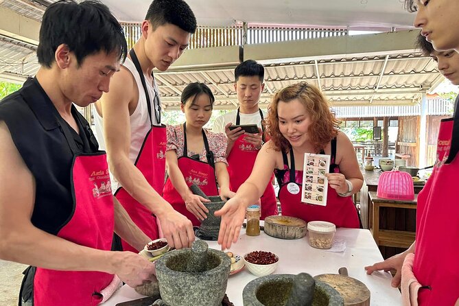 Cooking Class with Organic Farm in Chiang Mai - A 30-minute ride to a working organic farm