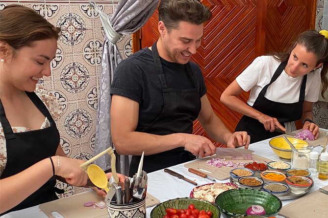 Cooking class with Yassine & Mom - Practical tips for a smoother visit