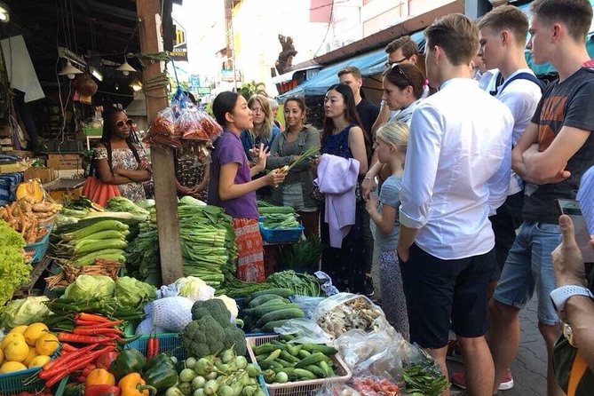 Cooking Evening Class Chiang Mai Visit Organic Garden and Market - Seeing the organic garden at Siam Garden Cooking School