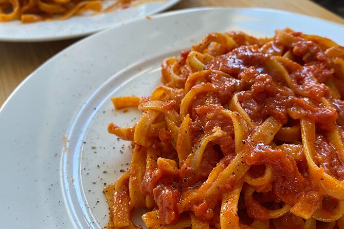 Cooking with us: Pasta Cooking Class in Alicante - Tagliatelle With Traditional Sunday Tomato Sauce