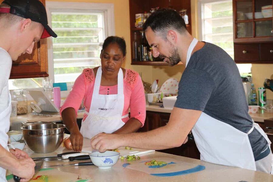 Coordinating Curry Cooking Class - Why this Antigua cooking class feels personal