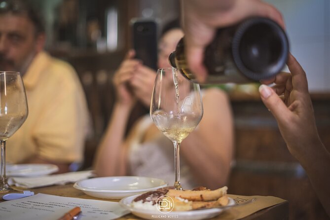 Cortecorbo Irpinia-wines: tour of the vineyards- Cooking class- wine tasting - Making Maccaronara and pizza by hand