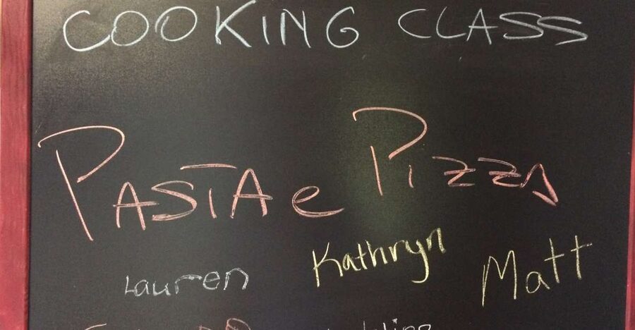 Cortona: Pasta and Pizza Cooking Class - Starting with pasta: ravioli or tagliatelle