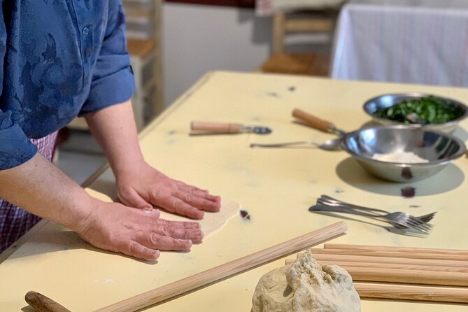 Cretan Traditional Cooking Lessons - Arriving at the farmhouse near Chania