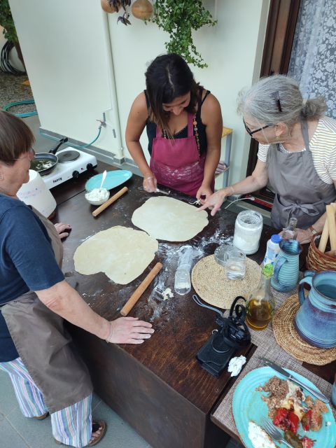 Crete: Cooking classes. Based on Cretan cuisine - Arriving near Rethymno and meeting Chrysoula
