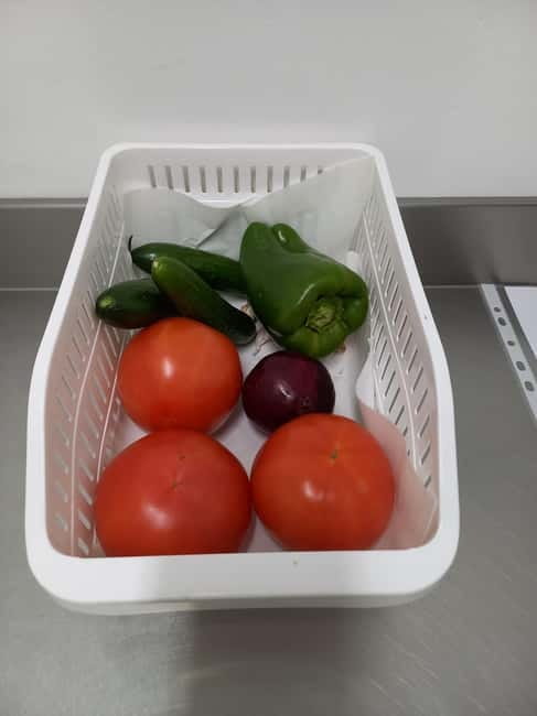 Cyprus: Cooking Class-Makaronia Fournou,Tzatziki&Greek Salad - Preparing makaronia fournou, tzatziki, and Greek salad