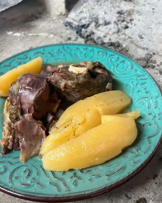 Cyprus: Fournisto Tavern Cooking Class lessons with Lunch - Eating the lunch you helped prepare