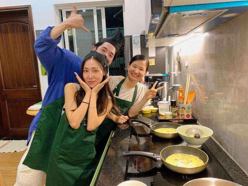 Da Nang Family Cooking Class - with Local Family in Da Nang - Rolling Fresh Vietnamese Flavors