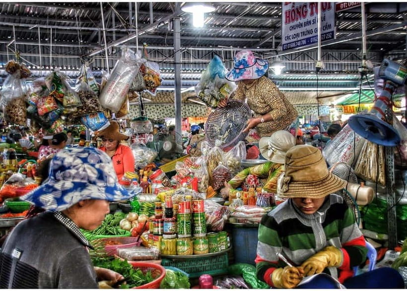 Da Nang/Hoi An: Market Tour, Basket Boat Ride, Cooking Class - Who should book this experience