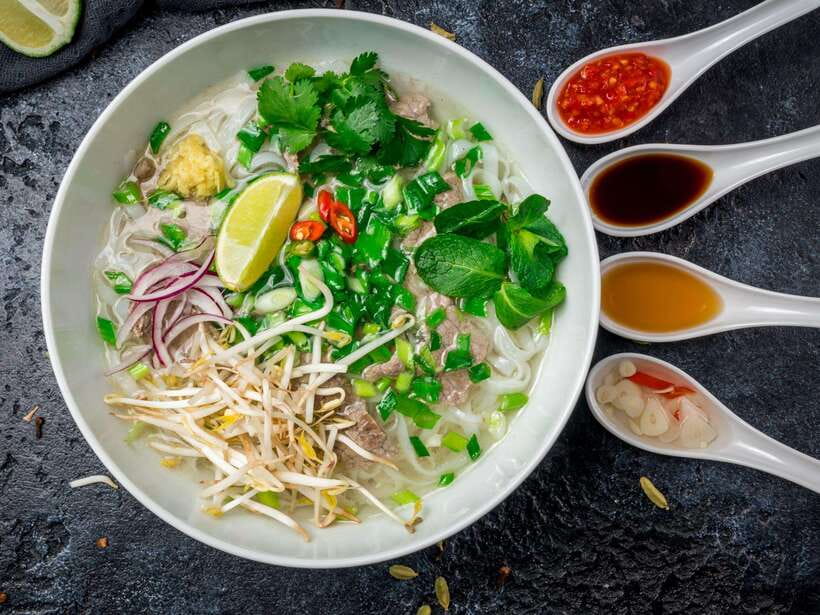 Dalat: Home Cooking Class with Central Market Tour - Who should book this experience
