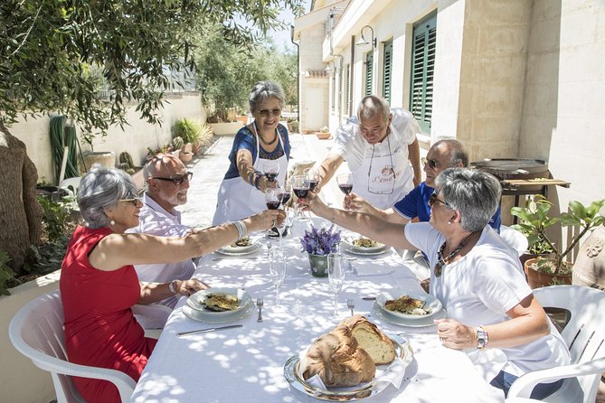 Dining & Cooking Demo at Local's Home in Montepulciano - Key points to know before booking