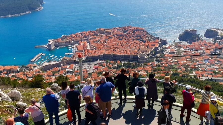Dubrovnik: Private Cooking Experience with Wine Tasting - Ston and Peljesac wine country