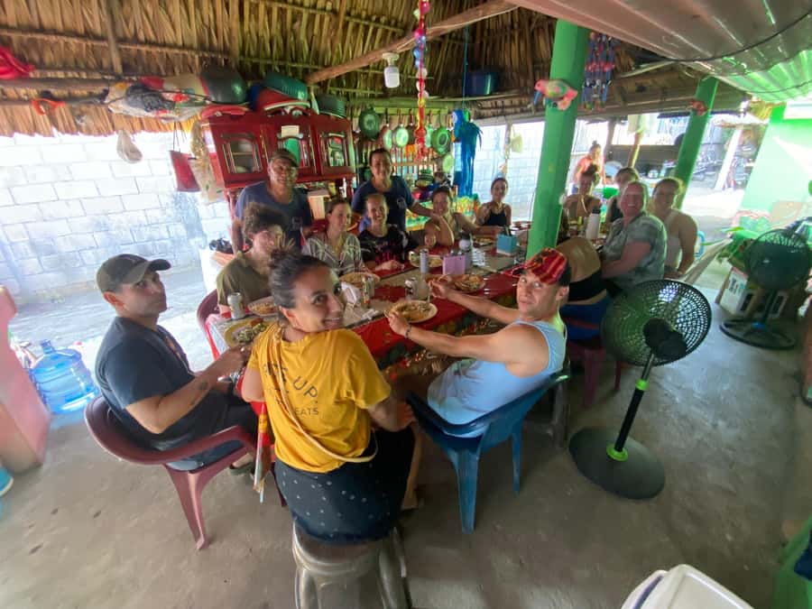 El Paredón: Traditional Cooking Class with a Local Family - Preparing empanadas and a traditional salad