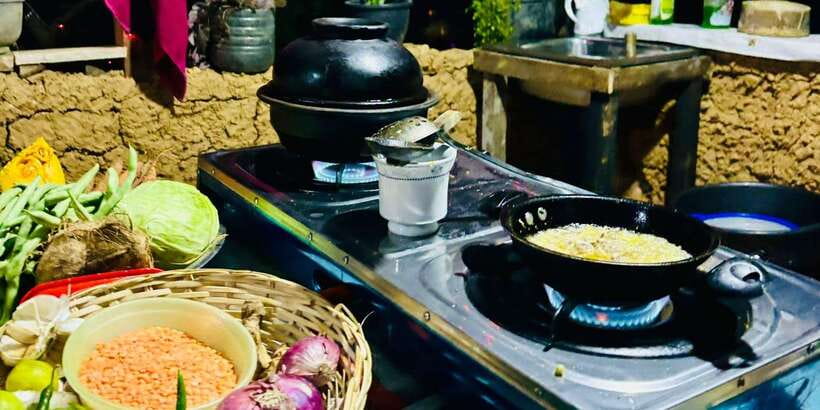 Ella: Sri Lankan Cooking Class with Neranji at Homestay - Sitting down to eat the meal you prepared