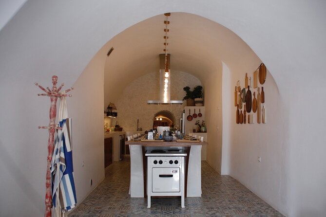 Exclusive Cooking Experience in our Cave Home by Petra Kouzina - What happens during the four-hour cooking class