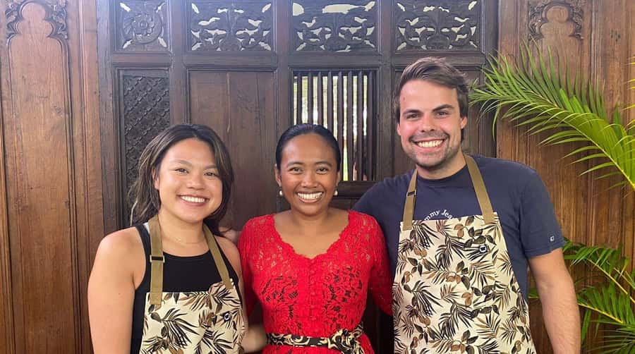 Experience the Art of Cooking Authentic Balinese Cuisine - A 10 a.m. start in Novi’s home