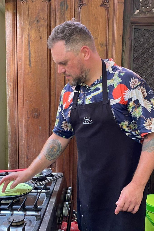 Experience the Art of Cooking Authentic Balinese Cuisine - Why the private format matters