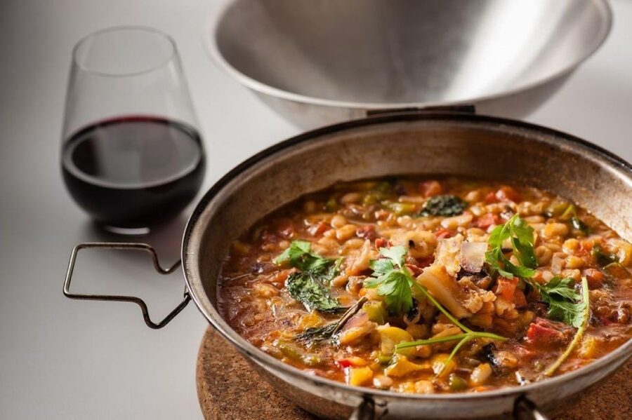 Faro: Learn to cook a Cataplana like a local! - Five useful things to know before booking