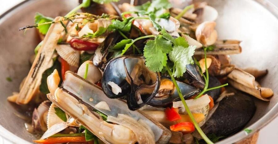 Faro: Learn to cook a Cataplana like a local! - Practical timing and cancellation advice