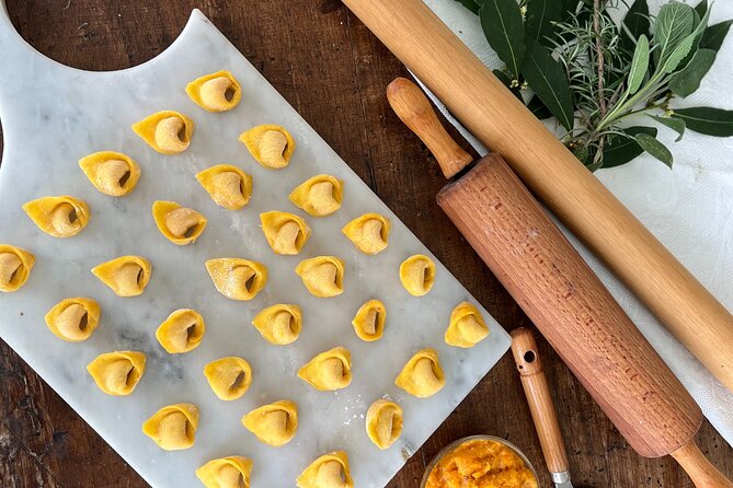 Felsina Culinaria - Personalised Private Cooking Course - Ending with latte in piedi or tiramisù