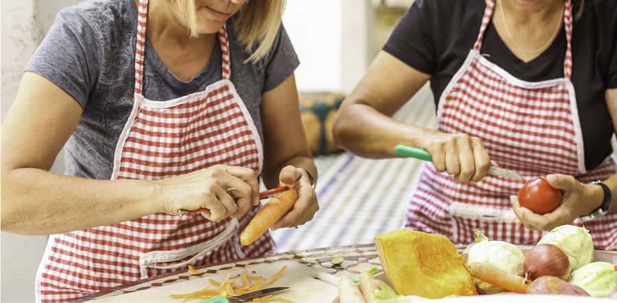 Fes: Private Moroccan Cooking Class - Choosing your Moroccan menu with the chef