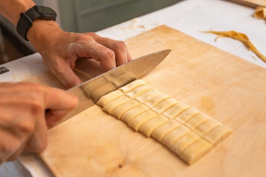 Fettuccine & Tiramisù: Cooking Class with Wine & Limoncello - Choosing your sauce: three Italian favorites