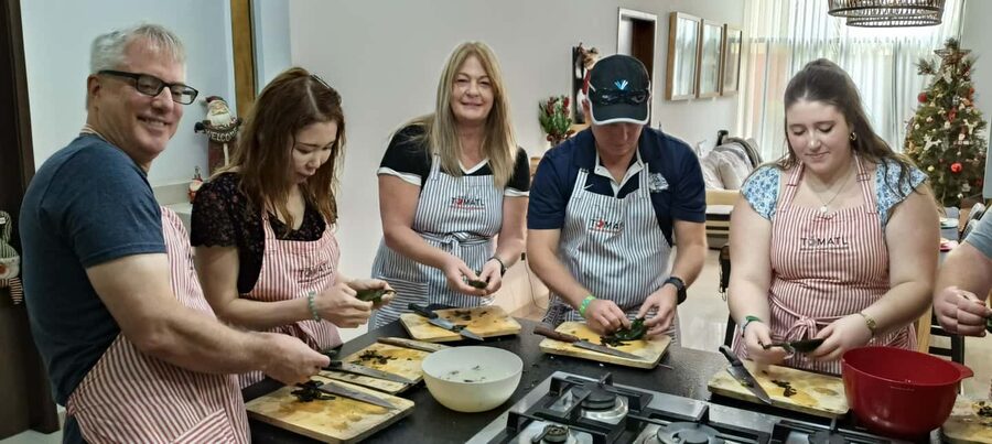Flavors of Mexico: Hands-on Cooking Experience in Mazatlan - Arriving on Av. Tiburon
