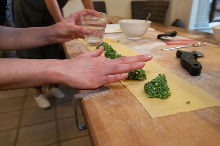 Florence: Authentic Pasta Making Class - Making fettuccine and ravioli by hand