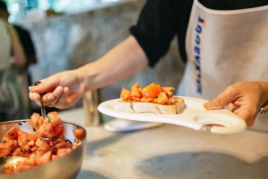 Florence: Cooking Class at a Tuscan Farm & Local Market Tour - From the city to a Tuscan farmhouse