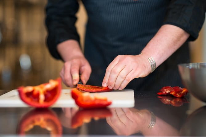 Florence: Cooking Class Pasta & Tiramisu Making Unlimited Wine - Who should book this class?