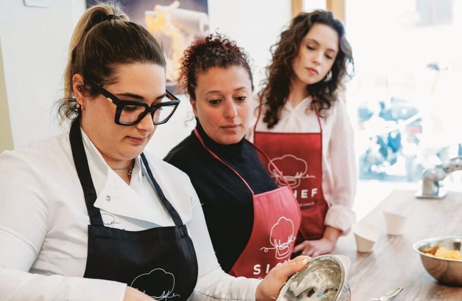 Florence: Fresh Pasta and Tiramisu Cooking Class - Key points to know before booking