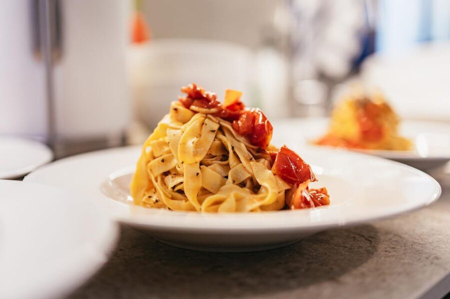 Florence: Pasta and Tiramisu Cooking Class with Local Host - Key points to know before booking