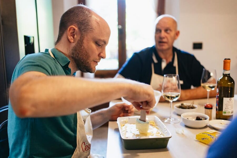 Florence: Pasta and Tiramisu Cooking Class with Local Host - Who should book this experience