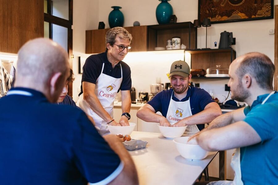 Florence: Pasta and Tiramisu Cooking Class with Local Host - What makes this Florence cooking class different