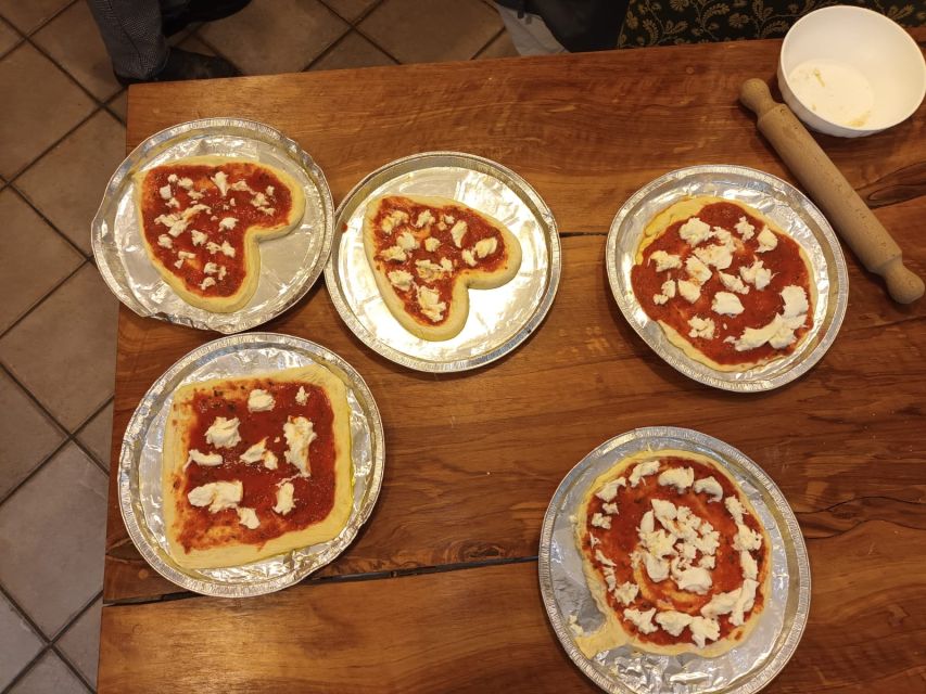 Florence: Pizza and Gelato Cooking Class - Accessibility and language notes
