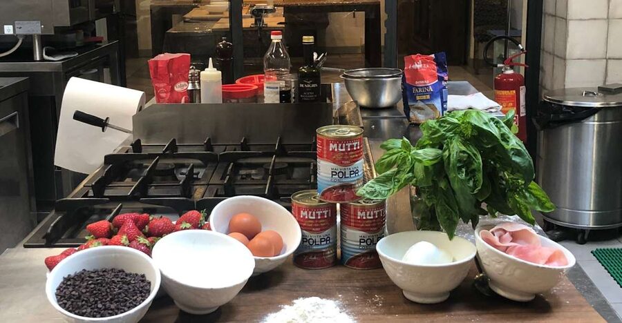 Florence: Pizza and Gelato Family-Friendly Cooking Class - Rolling out the pizza dough