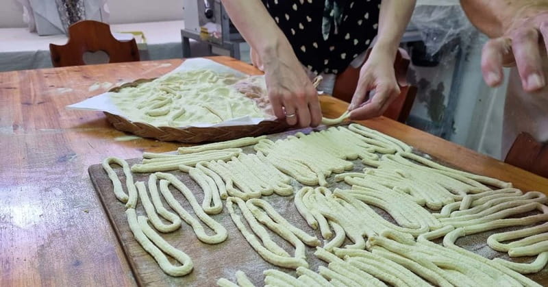 From Alghero: Farm to Table cooking experience in Montresta - Group size, guide, and practical details