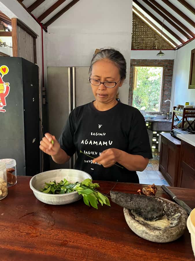 From Garden to Table: Indonesian Cooking Class in Yogyakarta - The Meal You Earn Together