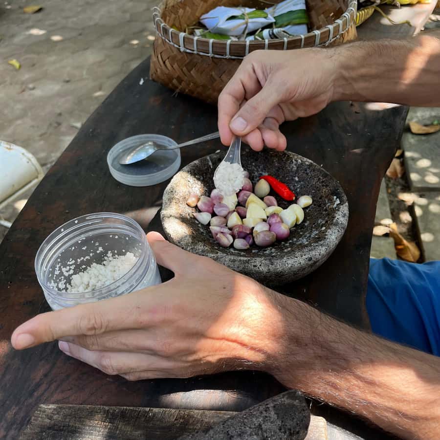 From Garden to Table: Indonesian Cooking Class in Yogyakarta - Getting There and Planning the Day