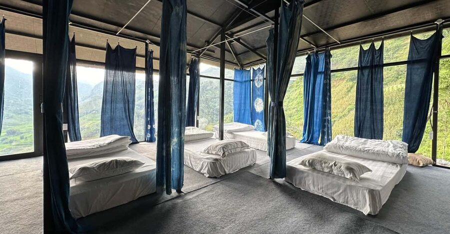 From Hanoi: 2-day Sapa Homestay & Cooking class with locals - Sapa town, market time, and optional Cat Cat Village