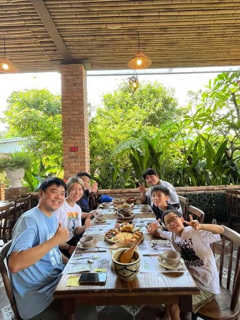 From HCMC: Cu Chi Tunnels Tour with Cooking Experience - What makes the guides so important